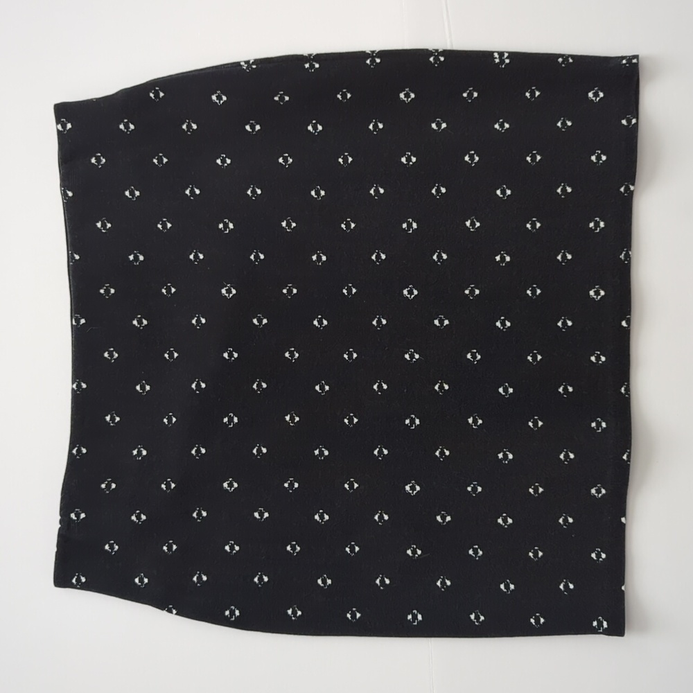 LOFT Stretch Pull On Skirt Black size Medium